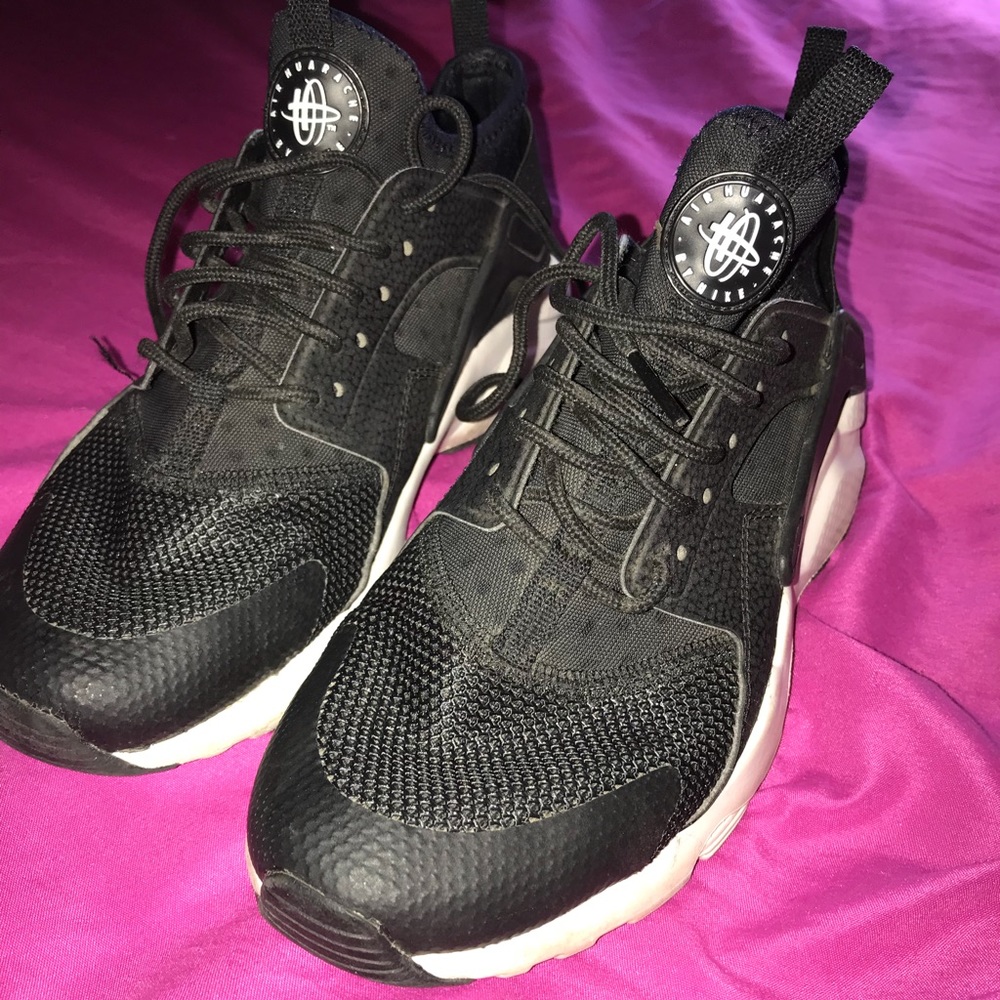 Nike Air Huarache Shoes